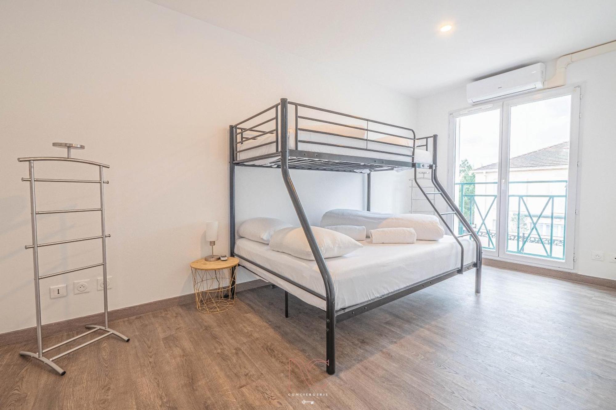 *Disneyland-Paris* 9 Pers, 2 Parkings, Wifi, Ac Montevrain Bagian luar foto